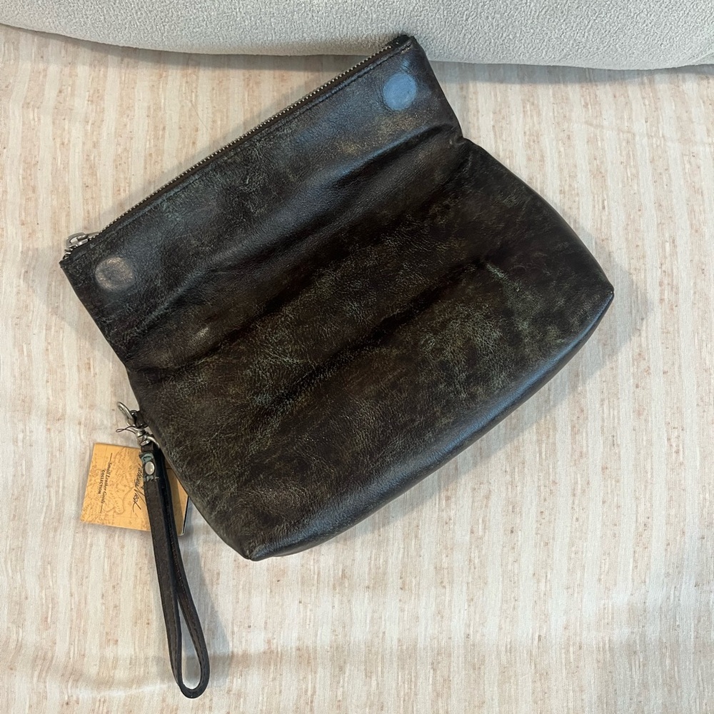 Patricia Nash - Tooled Turquoise Leather Clutch - Picture 3 of 4